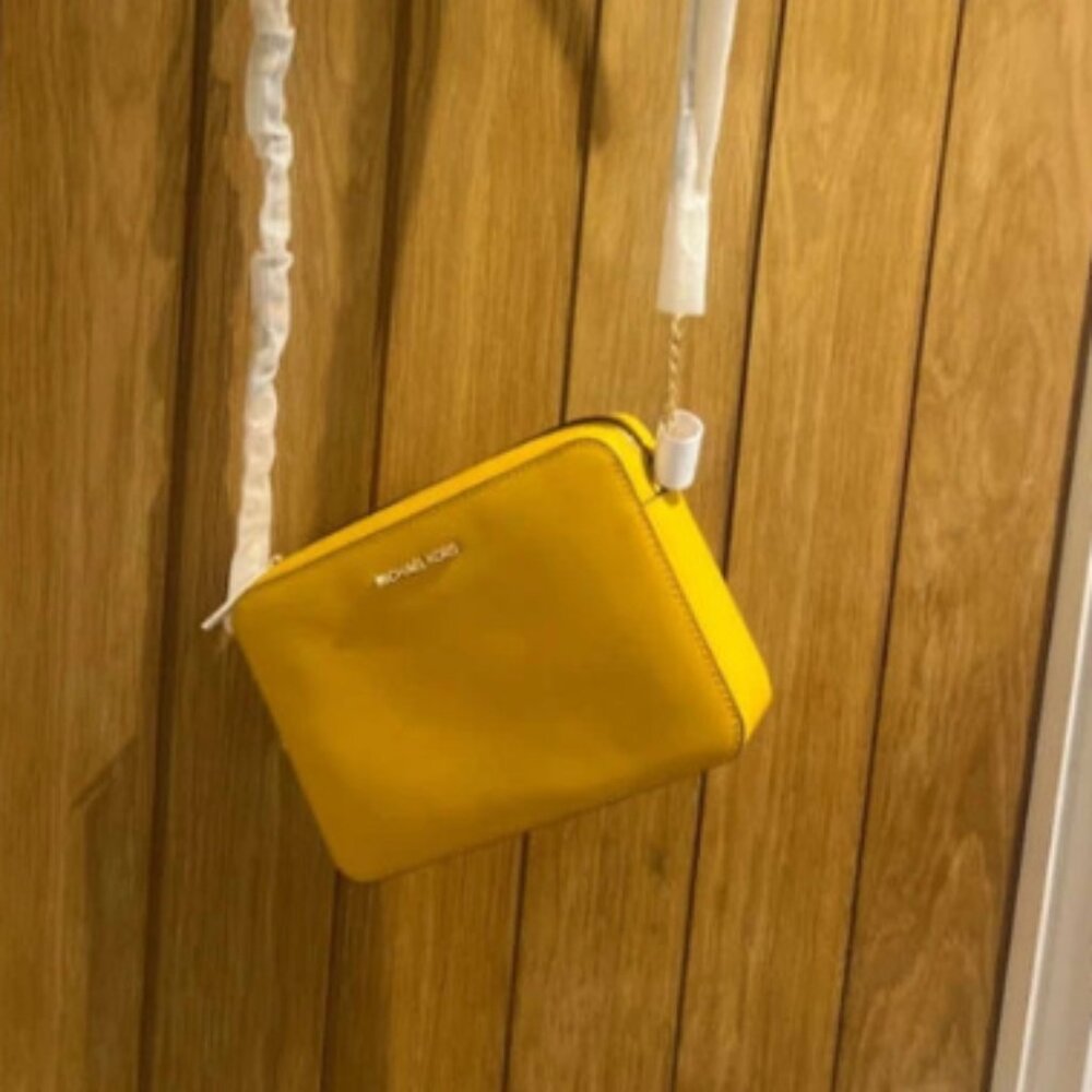 Michael kors cross body bag